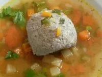 Leberknödel-Suppe
