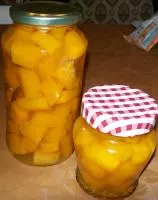 Eingelegter Kürbis mit Apfelsaft