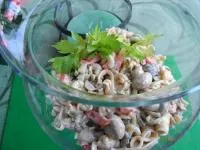 Frische Nudeln-Salat mit Gemüse